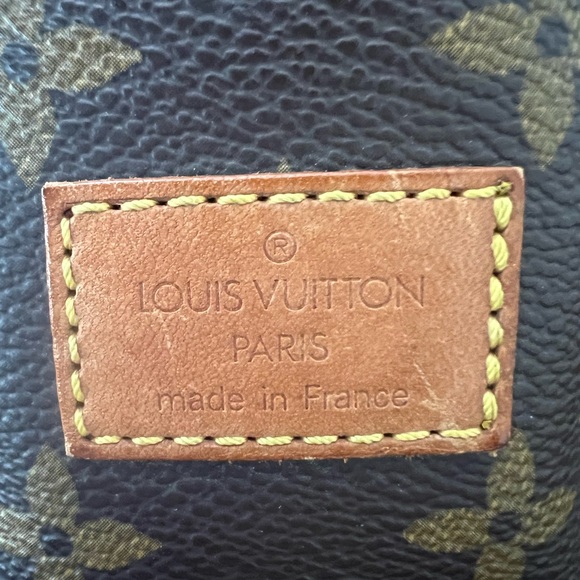 Louis Vuitton Brown Monogram Crossbody Bag - Picture 15 of 16